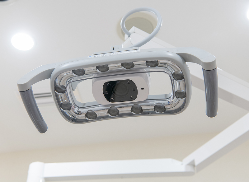 オぺレーティングライト一体型口腔カメラ（ルナビューショット）